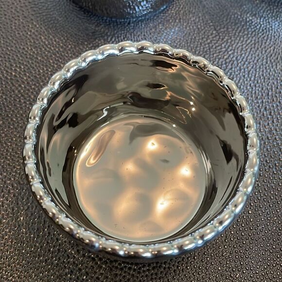 Brilliant Porcelain Ramekins set of four Silver colored - Picture 2 of 4